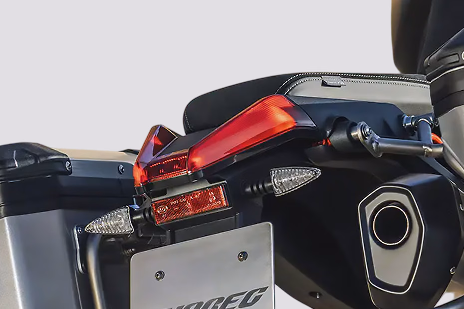 Aprilia Tuareg 660