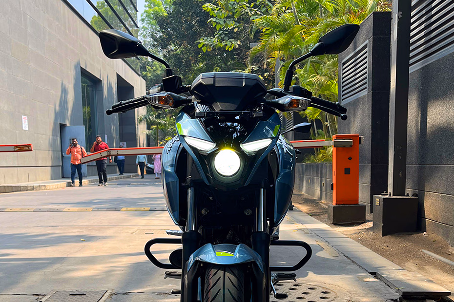 Bajaj Pulsar N160