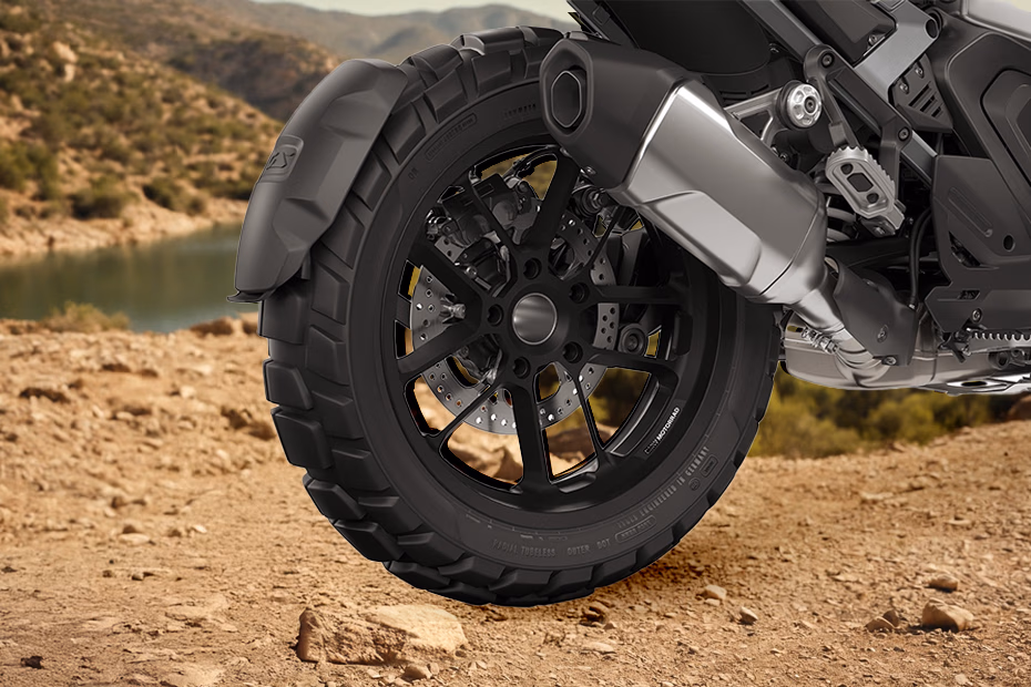 BMW R 1300 GS Adventure Standard (Racing Red)