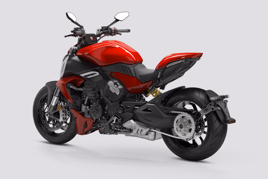 Ducati Diavel V4