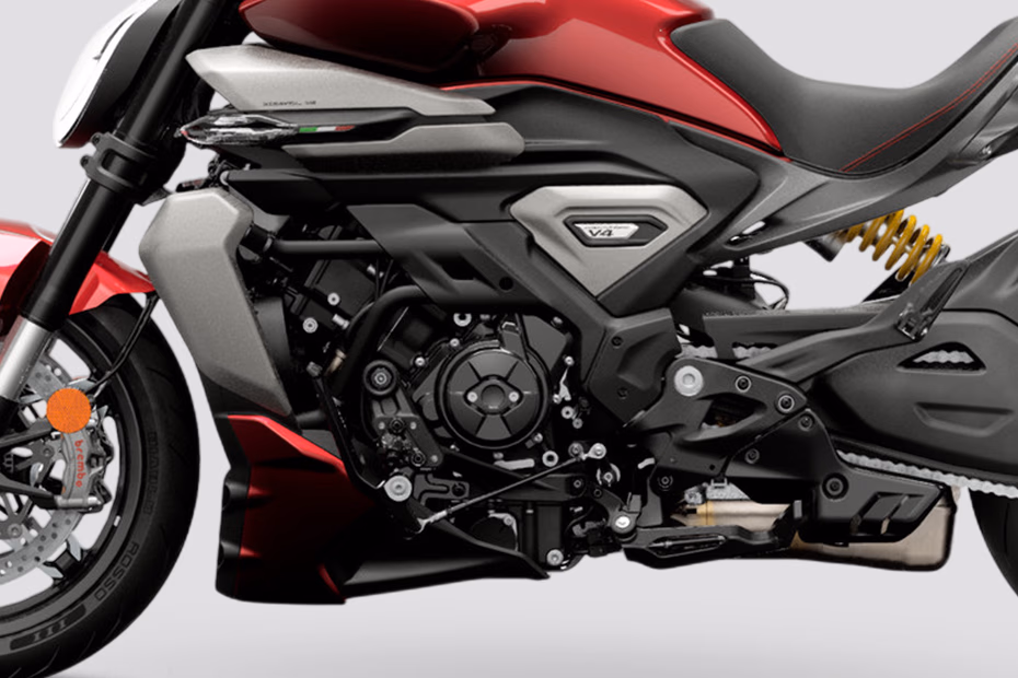 Ducati XDiavel V4