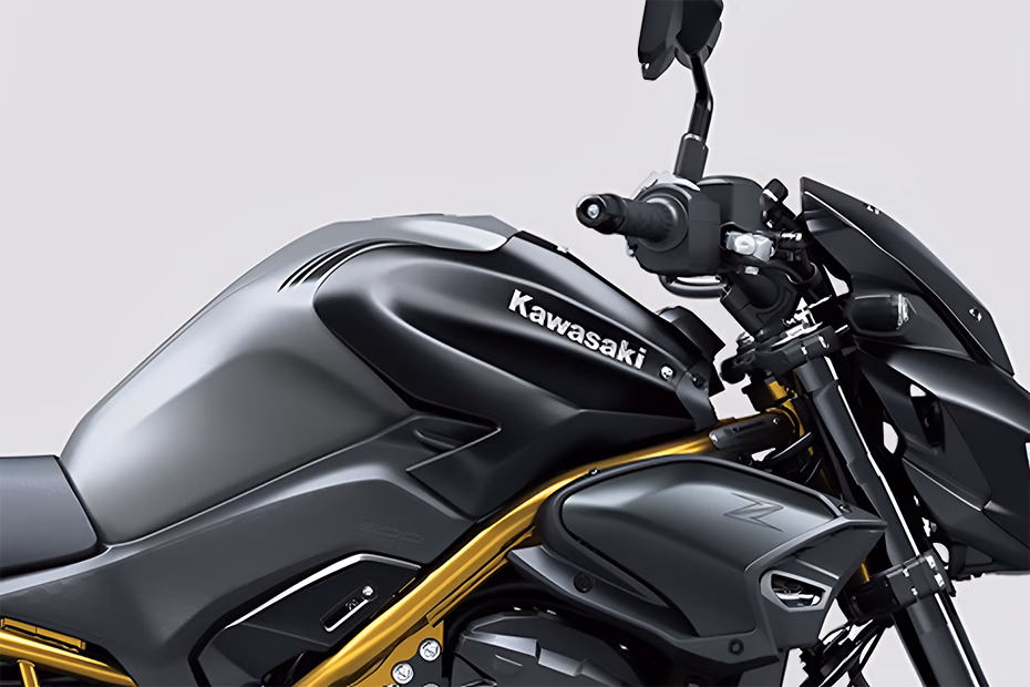 Kawasaki Z900