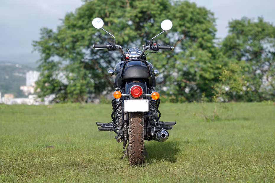 Royal Enfield Bullet 350 Standard Maroon and Standard Black