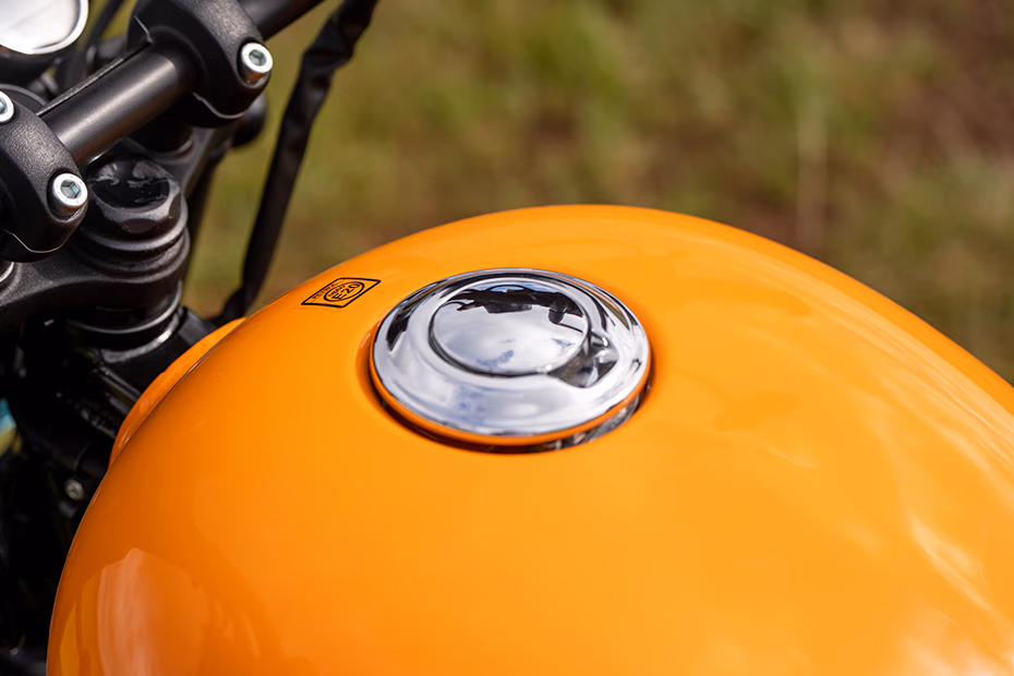 Royal Enfield Meteor 350 Fireball