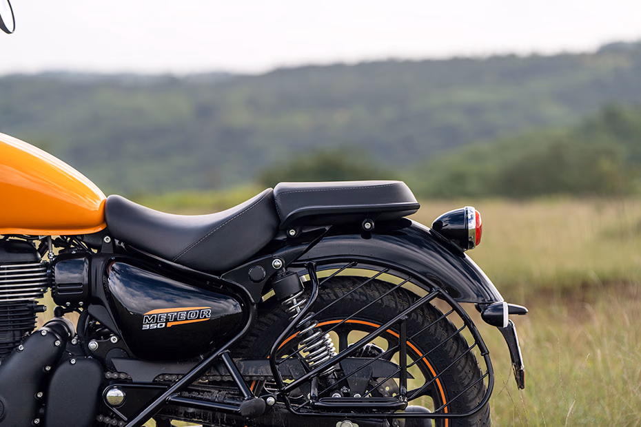 Royal Enfield Meteor 350 Fireball