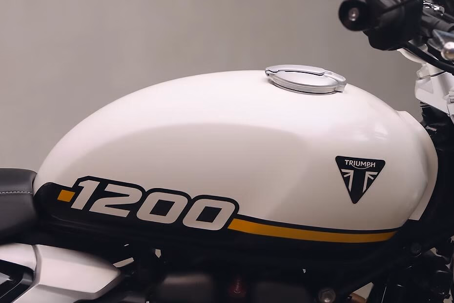 Triumph Speed Twin 1200