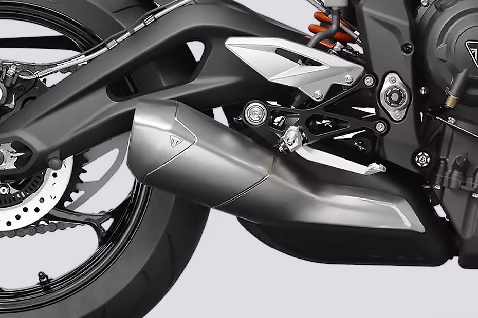 Triumph Street Triple R Silver Ice and Pure White