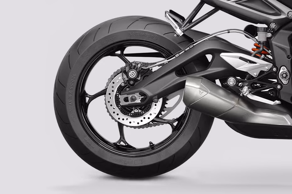 Triumph Street Triple R Silver Ice and Pure White
