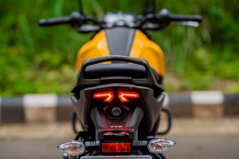 TVS Raider Split Seat
