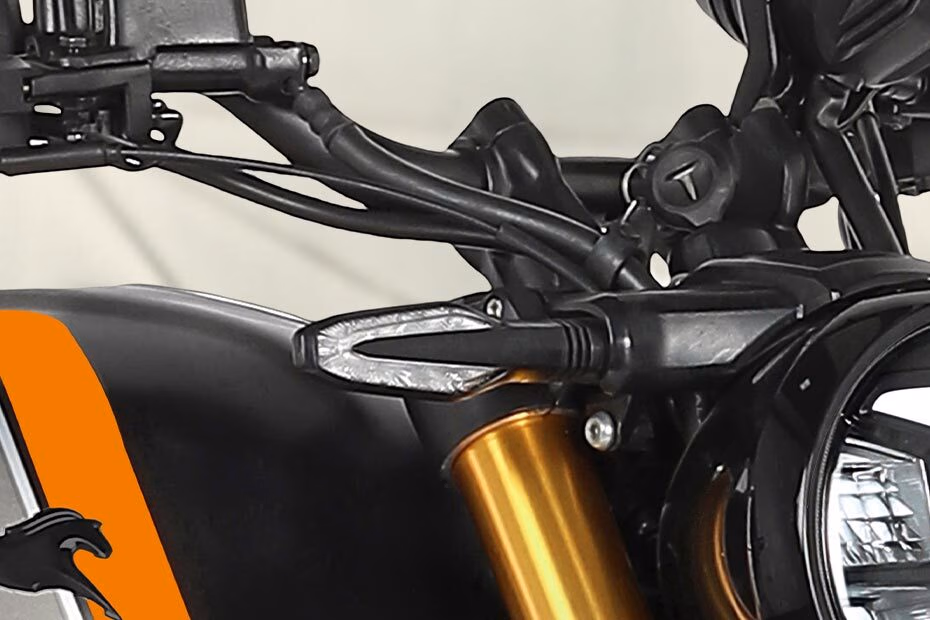 TVS Ronin Mid - Charcoal Ember