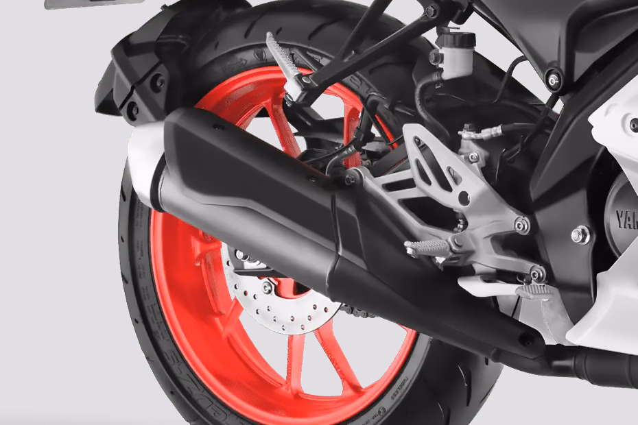 Yamaha R15 V4 Intensity White Without Quickshifter