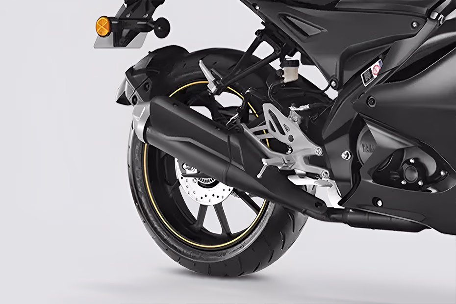 Yamaha R15 V4 Metallic Black