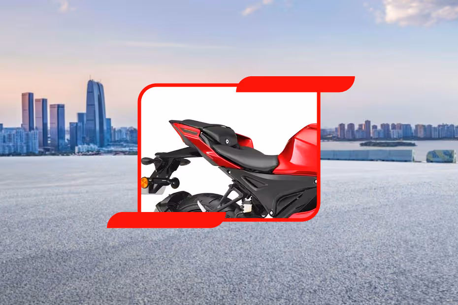 Yamaha R15 V4 Metallic Red