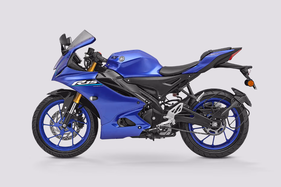 Yamaha R15 V4